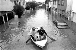 No, no es venecia, es tulancingo... Ày el
gobierno fderal? -pagando fobaproa