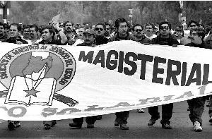 maestros-marcha-zocalo-1-jpg