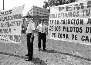 pilotos-protesta-1-jpg