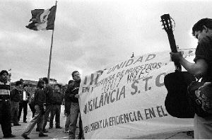 trabajadores-metro-bono-jpg