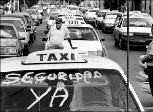 juarez-taxis-marcha-1