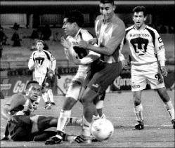 pumas-estudiantes_2