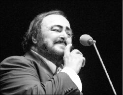 PAVAROTTI-NICE-23_OK