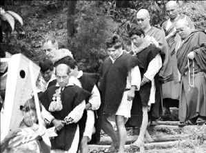 monjes_tibetanos_01