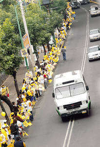 Cadena amarilla