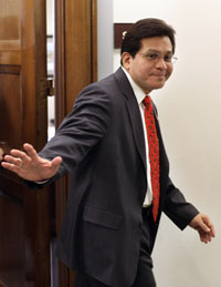 Alberto Gonzales, procurador general estadunidense