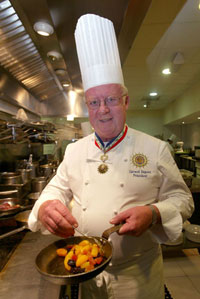 Gérard Dupont en la cocina del Terrasse