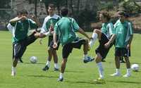 Entrenamiento de la selección nacional con miras a su participación en las copas Oro y América