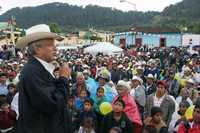 Andrés Manuel López Obrador durante su mitin de ayer en Huixtán