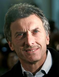 ARRASA MACRI