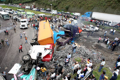 SEIS MUERTOS EN LA MEXICO-TOLUCA