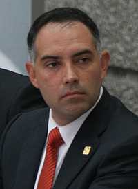 Julio Di Bella, durante una conferencia de prensa en el museo Rufino Tamayo