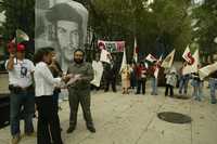 El Movimiento Mexicano de Solidaridad con Cuba realizó un mitin frente a la embajada estadunidense en memoria de Ernesto Che Guevara, muerto hace 40 años