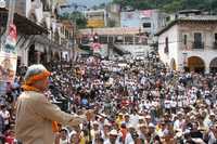 "Se necesita tener cara dura para venir a pedir el voto frente al evidente abandono en que se encuentran estos pueblos", aseveró Andrés Manuel López Obrador en Puebla