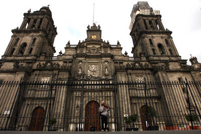 La policía del DF resguardará la Catedral