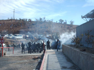 Represión en Cananea deja 40 heridos