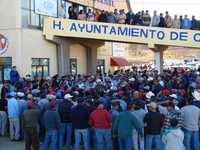 Fotografía tomada el viernes por los mineros de Cananea, tras el desalojo que sufrieron ese día a manos de policías estatales y agentes de la PFP