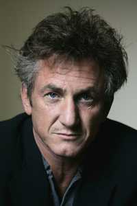 Batalla de papel entre el director Sean Penn y el San Francisco Chronicle, imagen de archivo de septiembre de 2007