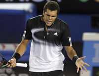 Jo-Wilfried Tsonga sorprendió a Djokovic en el primer set, pero el francés, que fue la sensación del torneo, no pudo mantener el ritmo