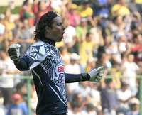 El portero Memo Ochoa, listo para enfrentar hoy a Tecos