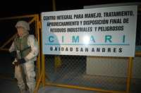 El 18 de diciembre pasado un incendio consumió al menos 14 toneladas de desechos tóxicos que se almacenaban en el Centro Integral para el Manejo, Tratamiento, Aprovechamiento y Disposición Final de Residuos Industriales y Peligrosos, autorizado por la Secretaría de Medio Ambiente y Recursos Naturales y el ayuntamiento panista de Ramos Arizpe, Coahuila. El fuego duró más de 36 horas y las instalaciones de la empresa, en el ejido El Sacrificio, fueron resguardadas por el Ejército Mexicano