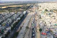 Vista aérea de las avenidas Pantitlán y Chimalhuacán, sobre Periférico Oriente, una de las 130 vías de comunicación consideradas las más saturadas de la zona metropolitana del valle de México