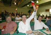 Ángel Cedillo, Jesús Ortega y Carlos Navarrete, durante el Consejo Nacional perredista, que se llevó a cabo en la ciudad de México