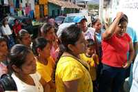 Mujeres me’phaá exigen la liberación de sus compañeros, que fueron declarados presos en Ayutla de los Libres