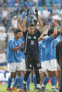 En su debut en la liguilla, el portero Yosgart Gutiérrez, quien ha dejado en la banca al Conejo Pérez desde el torneo regular, llega hasta la final