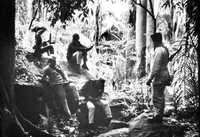 Genaro Vázquez y algunos de sus seguidores en la sierra de Guerrero, en 1971