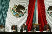 Juan Antonio Leos, Ana María Castillo, Jaime Espejel, Rafael Ramos y Alma Rosa Martínez, en el foro sobre reforma energética