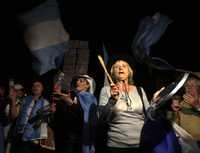 Ruralistas se manifestaron ayer en el barrio de Palermo durante el debate en el Senado sobre el nuevo impuesto a la exportación de granos