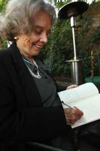 Elena Poniatowska, ayer en Coyoacán