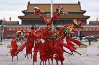 Espectáculo en la plaza de Tiananmen, en la capital china