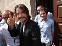 Diego Luna y Gael García a su llegada a Morelia