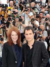 Julianne Moore y Gael García