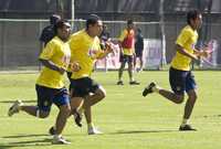 Los americanistas entrenan a fondo para tratar de conquistar el próximo domingo el clásico de clásicos