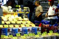 Uno de los pasillos de la Central de Abasto en la ciudad de México