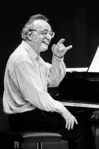 Alfred Brendel escogió para su despedida el Concierto para piano Nº 9, K.271 en mi menor de Mozart