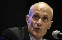 Michael Chertoff, secretario de Seguridad Interior estadunidense, lamentó que el Congreso no aprobara en 2007 una reforma migratoria. Imagen captada en Londres el viernes pasado