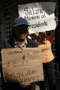 Protesta contra el aumento al salario mínimo