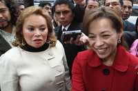 Elba Esther Gordillo y Josefina Vázquez Mota, tras la reunión en la SEP